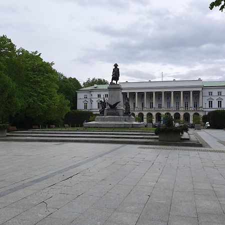 Park Saski Przechodnia Варшава Экстерьер фото